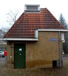 Het hoge en lage deel van het tentdak.
              <br/>
              Richard Keijzer, 2014-12-09